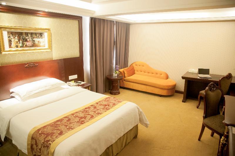 Vienna International Hotel Shanghai Pudong Xiupu Road Exterior photo